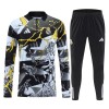 Real Madrid Marvel Harjoittelupusero puvut 2026-27 1/4-Zip Musta Real Madrid Marvel Harjoittelupusero puvut 2026-27 1/4-Zip Musta