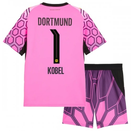 Jalkapallo Fanipaita Maalivahti Borussia Dortmund Kobel 1 Vieraspeliasusetti 2026-27 Pinkki - Lapset Jalkapallo Fanipaita Maalivahti Borussia Dortmund Kobel 1 Vieraspeliasusetti 2026-27 Pinkki - Lapset