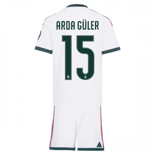 Jalkapallo Fanipaita Real Madrid Arda Guler 15 Kotipeliasusetti 2026-27 - Lapset Jalkapallo Fanipaita Real Madrid Arda Guler 15 Kotipeliasusetti 2026-27 - Lapset