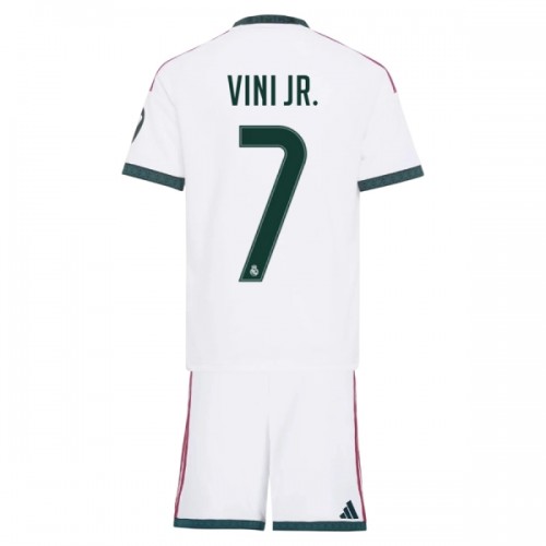 Jalkapallo Fanipaita Real Madrid Vini JR 7 Kotipeliasusetti 2026-27 - Lapset Jalkapallo Fanipaita Real Madrid Vini JR 7 Kotipeliasusetti 2026-27 - Lapset