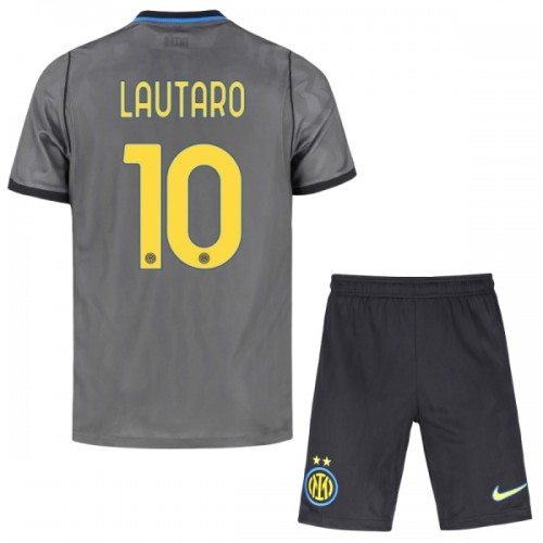 Jalkapallo Fanipaita Inter Milan Lautaro 10 Kolmaspeliasusetti 2026-27 - Lapset Jalkapallo Fanipaita Inter Milan Lautaro 10 Kolmaspeliasusetti 2026-27 - Lapset