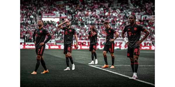 Bayern hävisi Mainzille 1-3 ja putosi sarjataulukossa toiseksi