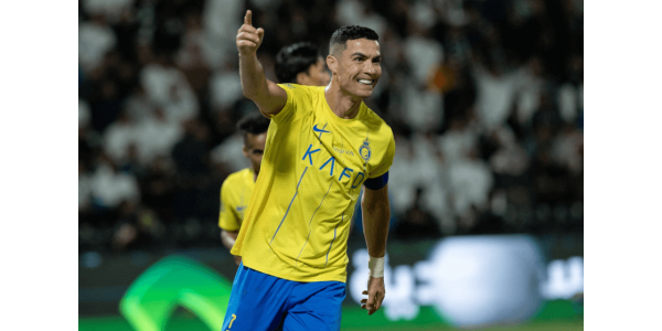 Cristiano Ronaldo tekee 50 maalia kahdeksannen kerran urallaan Cristiano Ronaldo tekee 50 maalia kahdeksannen kerran urallaan