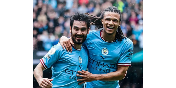 Manchester City ohitti Arsenalin ja johtaa Valioliigan sarjataulukoita Manchester City ohitti Arsenalin ja johtaa Valioliigan sarjataulukoita