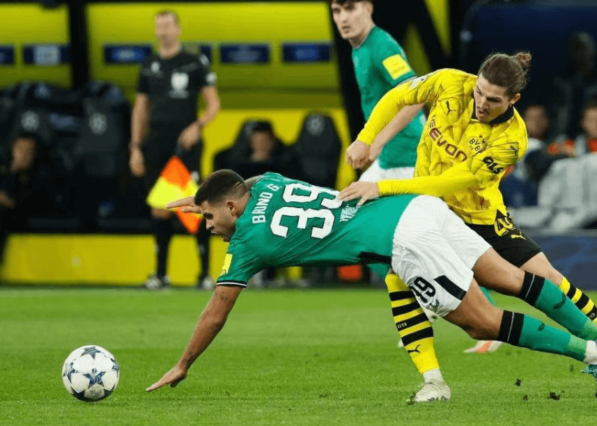 Dortmund voitti Newcastle Unitedin 2-0 ja nousi Mestarien liigan lohkotaulukon kärkeen