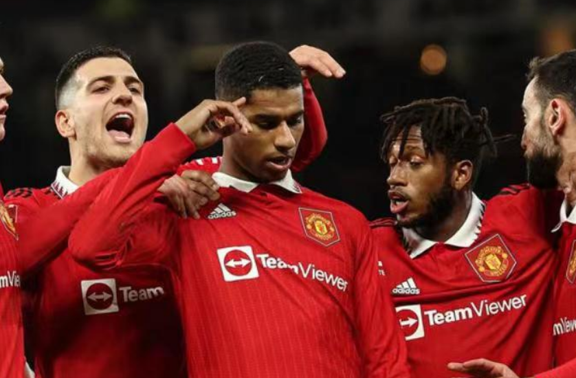 Manchester United voitti 7 peräkkäistä voittoa kaikissa kilpailuissa